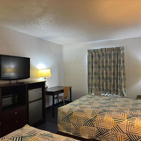 Motel 6 Fancy Gap Va Bagian luar foto