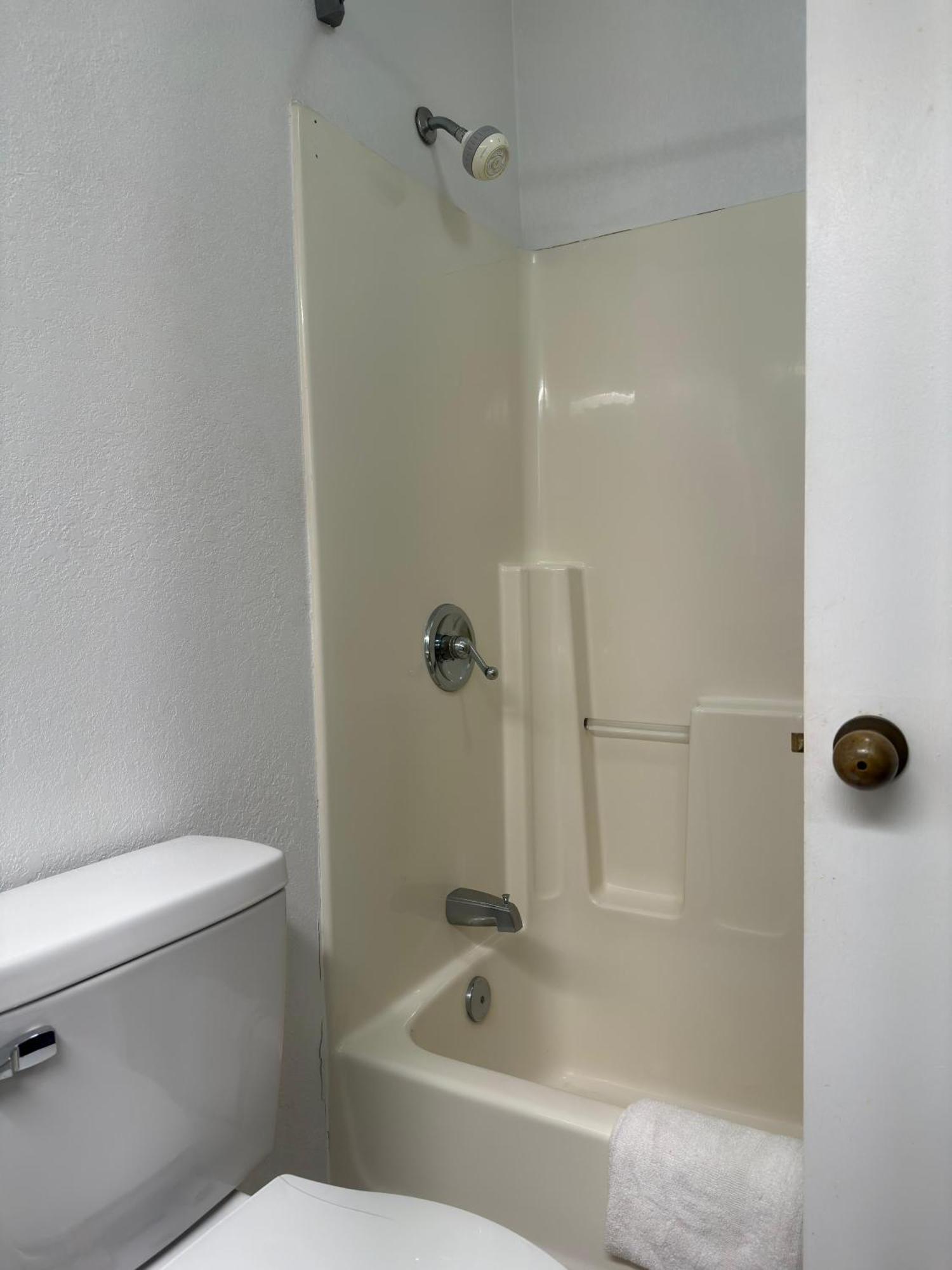 Motel 6 Fancy Gap Va Bagian luar foto